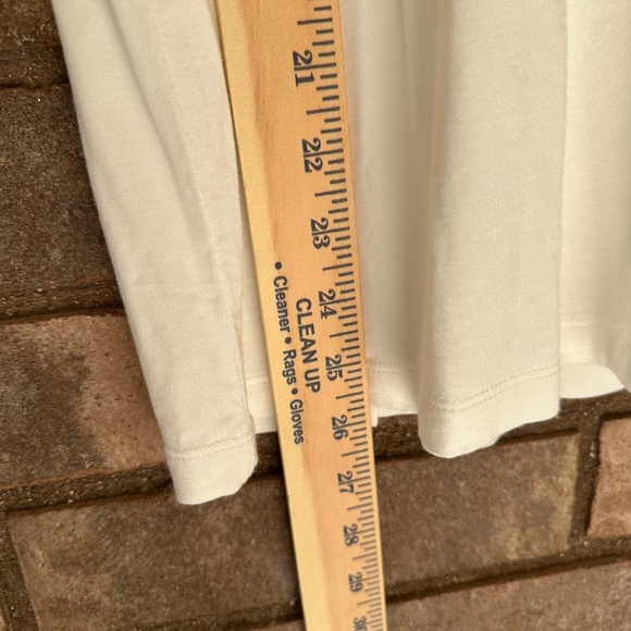 Nine West Soft Spun Rayon White Classic Tee Large - Picture 10 of 12